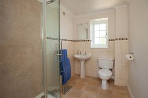 Nunswell_Shower Room- click for photo gallery